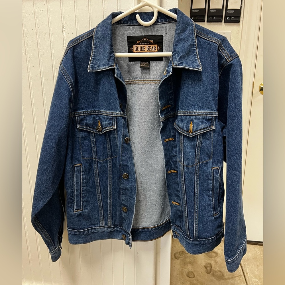 Men’s Medium Blue Jean Jacket Guide Gear
